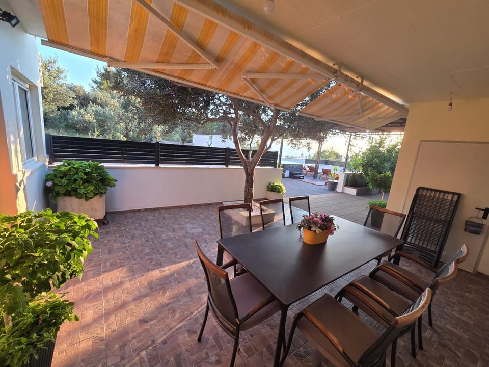 Patio, Day, View (from property/room), Balcony/Terrace