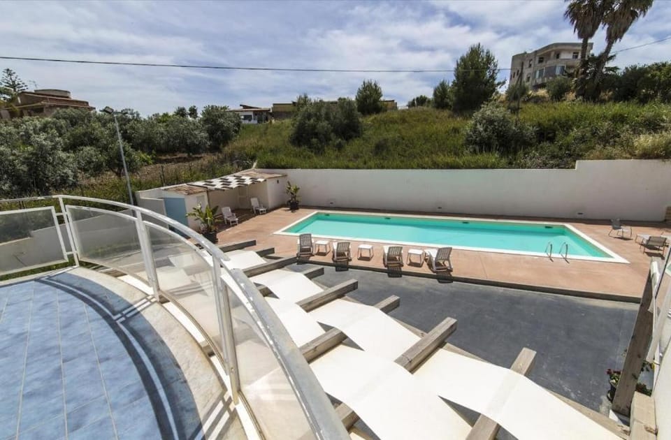 Tico Tico, Casa con piscina a due passi dal mare House in Sicily
