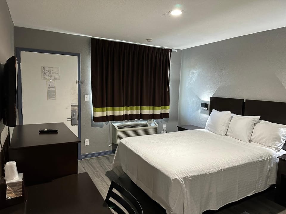 TV and multimedia, Bedroom