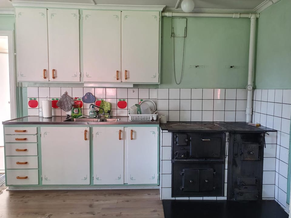 fireplace, kitchen, kitchen