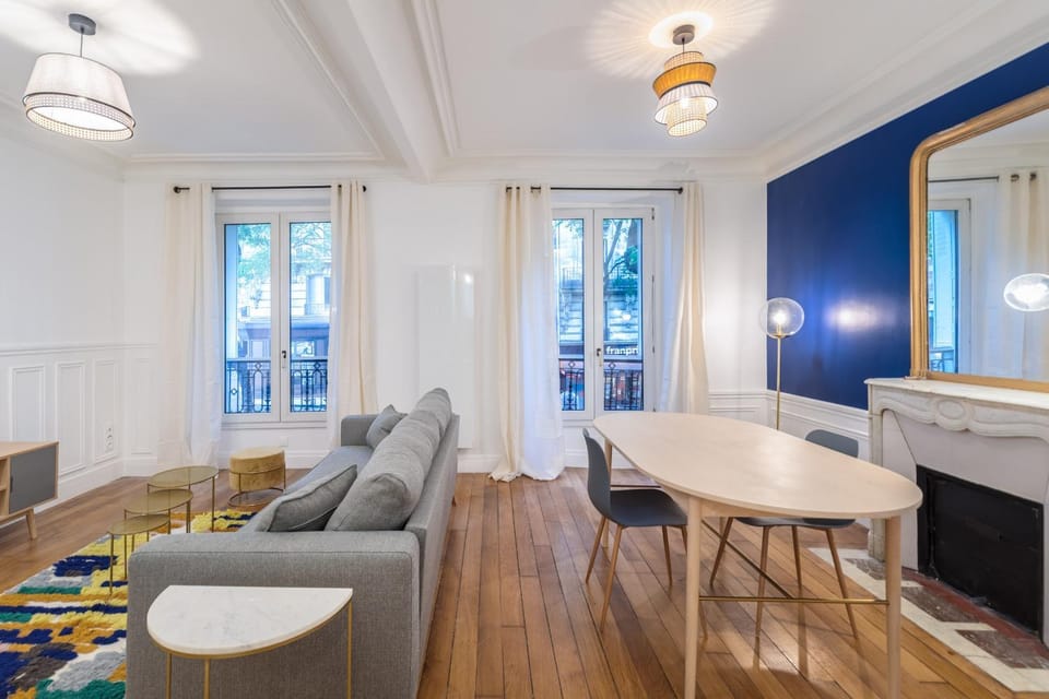 Bridgestreet - Opera Montmartre Apartment in Paris