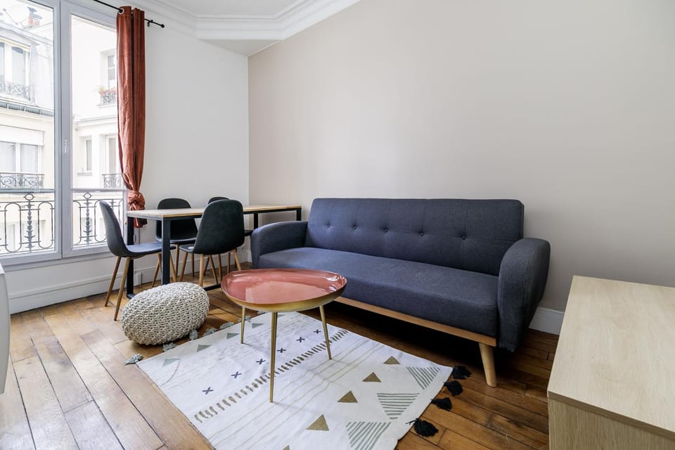 Bridgestreet - Opera Montmartre Apartment in Paris