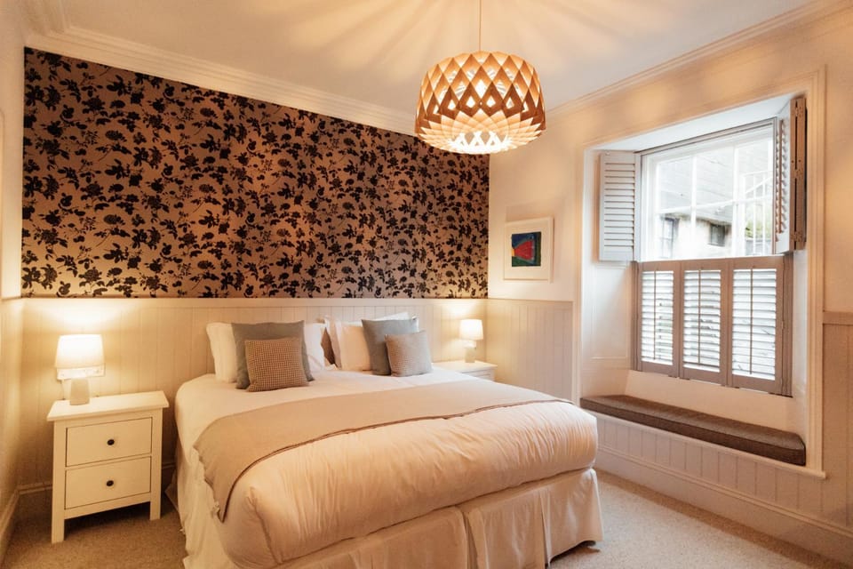 Henry's, 27 The Terrace Bed and Breakfast in Saint Ives