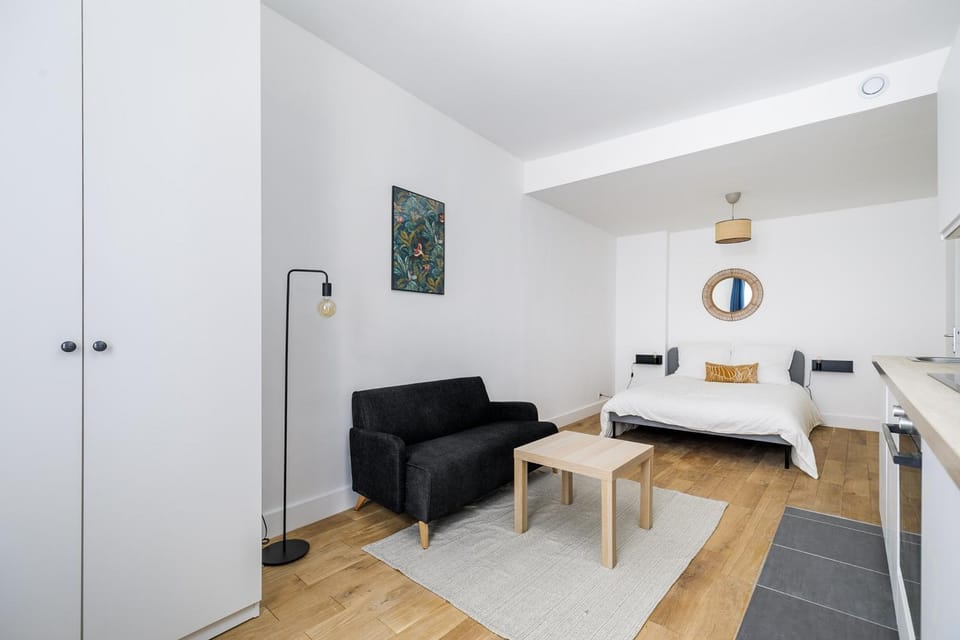 Bridgestreet Le Marais - les halles - Republique Apartment in Paris