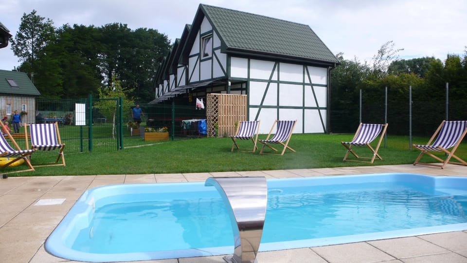 Property building, Pool view, Swimming pool