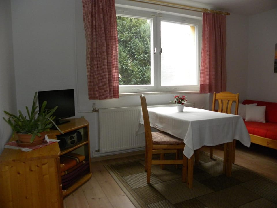 Living room, Dining area, Bedroom