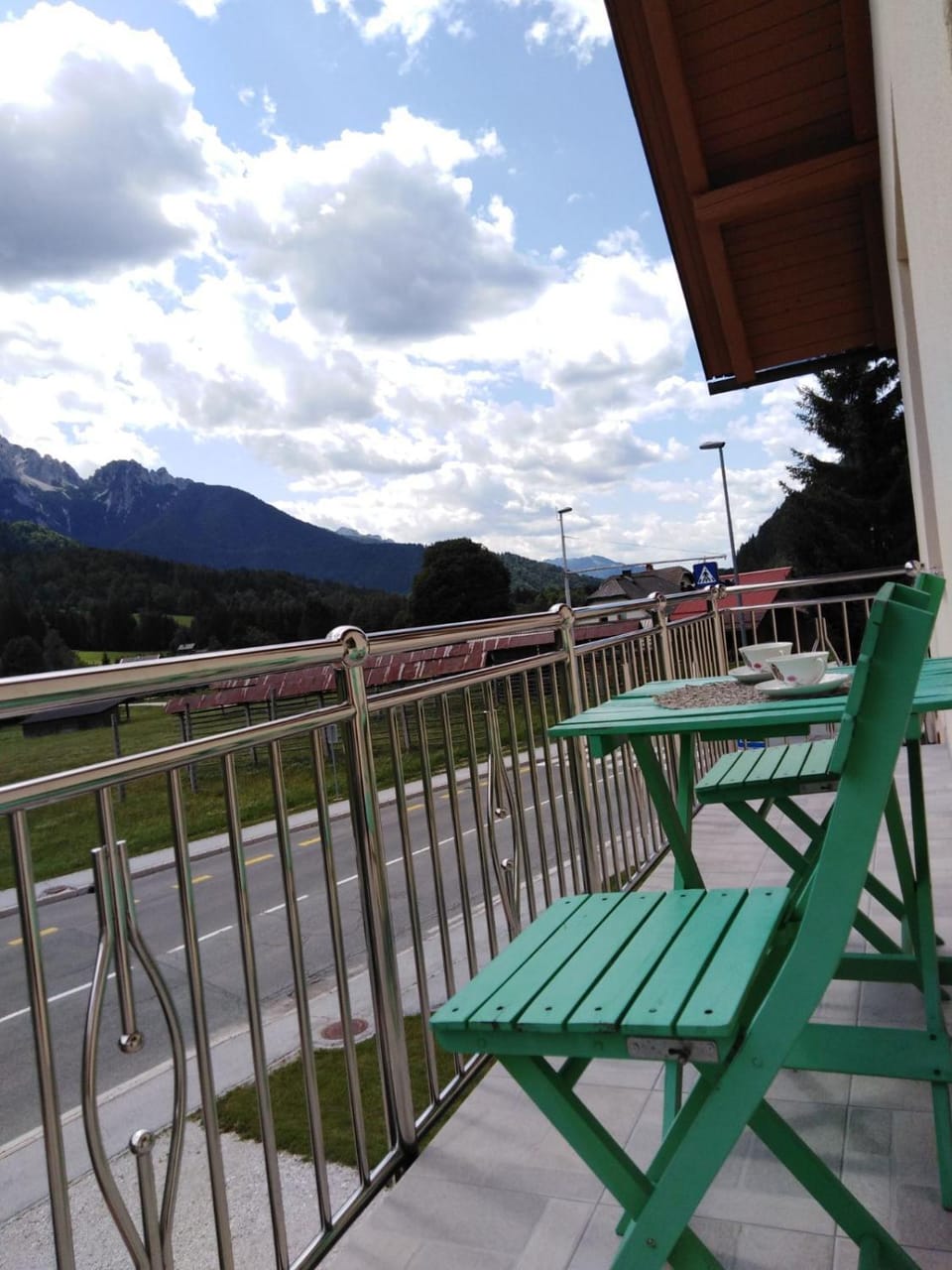 Property building, Balcony/Terrace, Mountain view