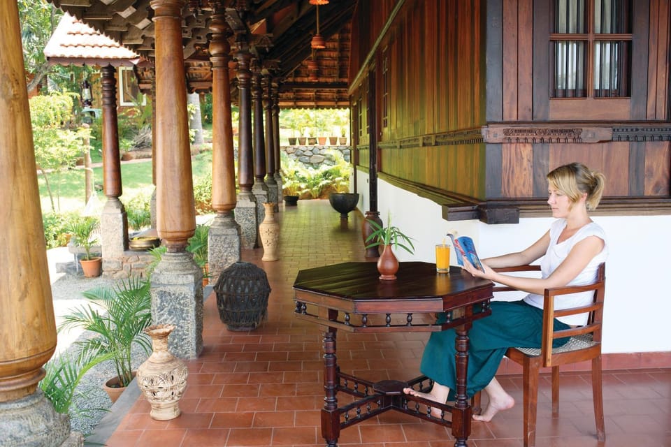 Patio, Day, Guests, Non alcoholic drinks