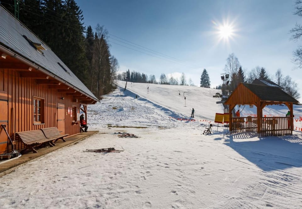 Property building, Winter, Skiing
