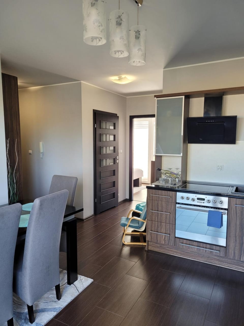 Kitchen or kitchenette, Living room