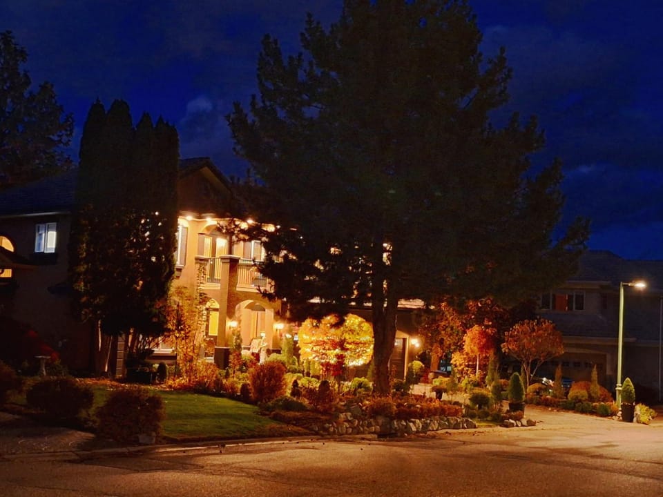 Property building, Night