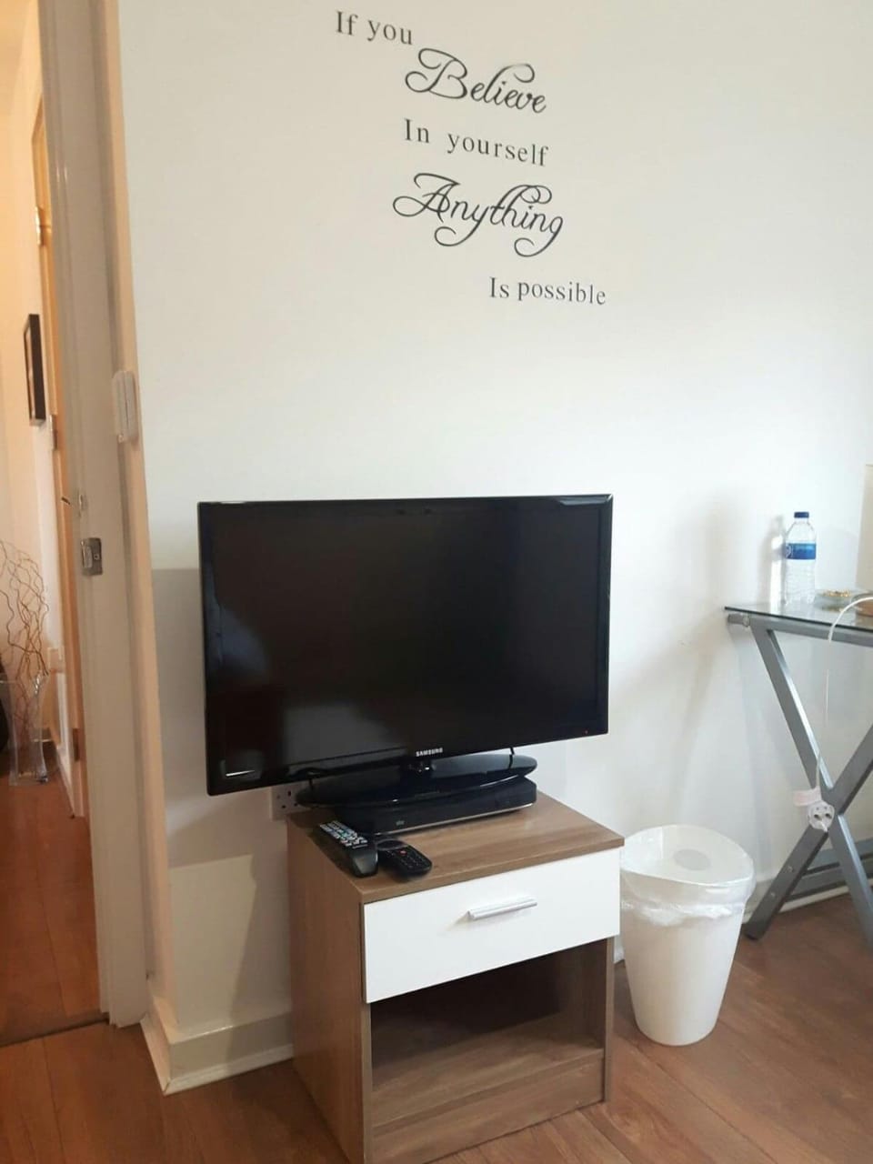 Lavi's house-East Milton Keynes Bed and Breakfast in Aylesbury Vale