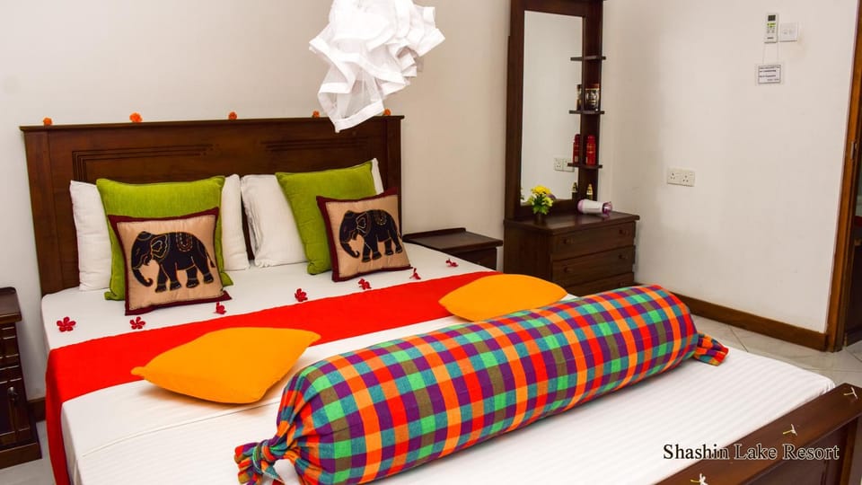 Shashin Lake Resort Bed and Breakfast in Dambulla