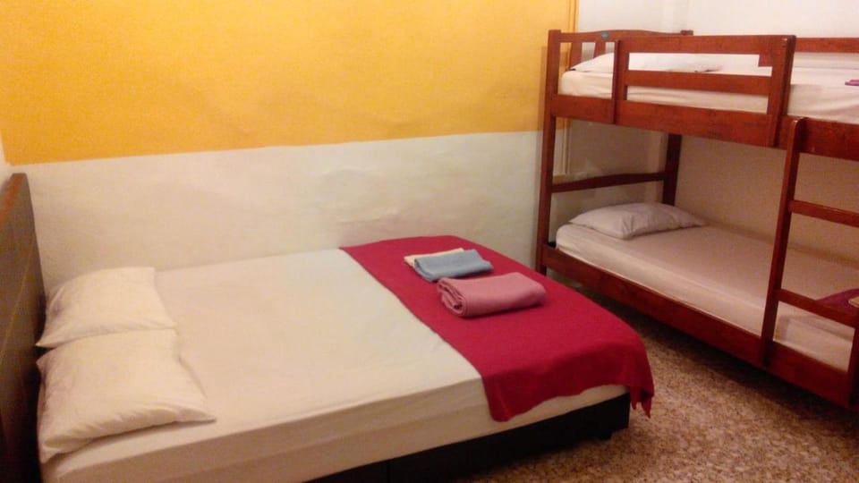 Cocoa Mews Cafe and Homestay Bed and Breakfast in George Town