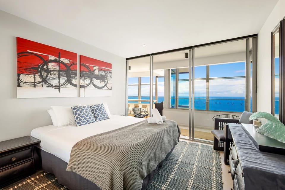 Bed, Bedroom, Sea view