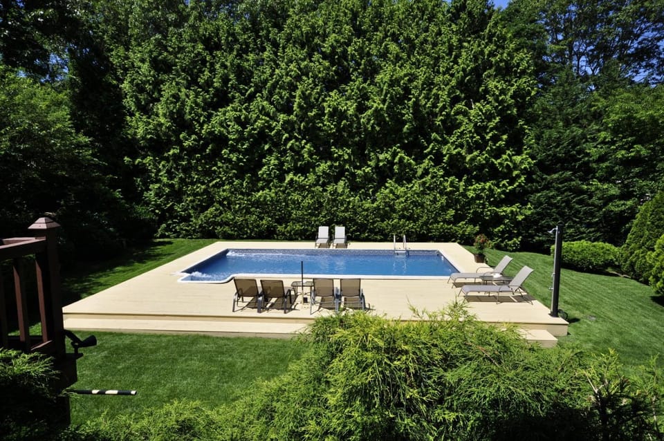 Hamptons nice 4 Queen bdr,Billiard, CAC,BBq, call for preapproval House in The Hamptons