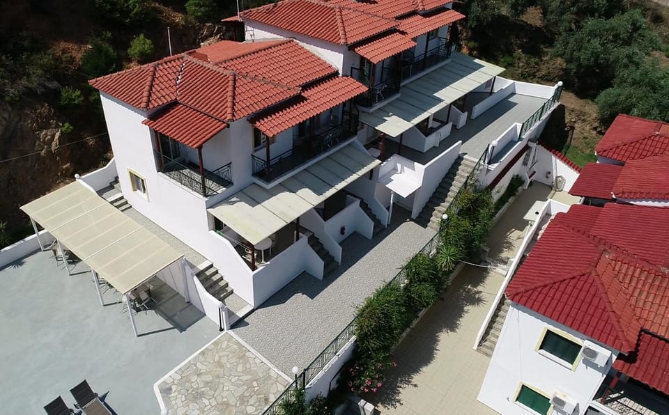 Property building, Day, Summer