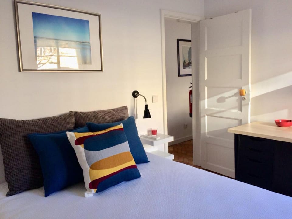 Lisbon Haven - By the METRO with AC Apartment in Lisbon