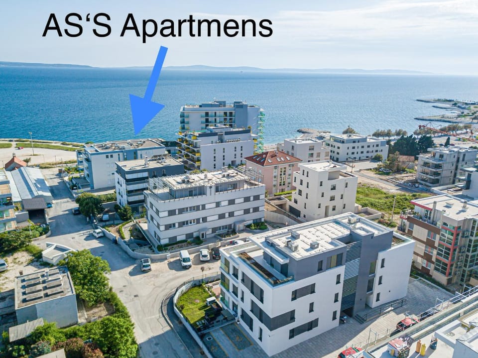 Property building, Bird's eye view, Beach, Beach, Mountain view, Sea view, Sea view, Quiet street view, Facility for disabled guests