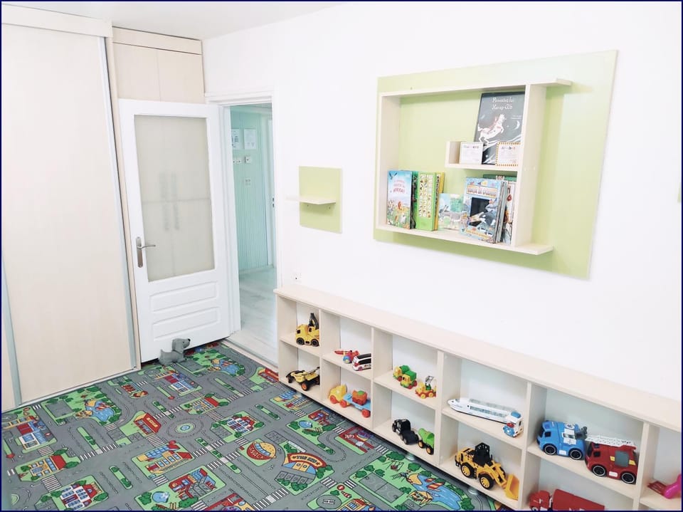 Smart Apartament - Modern & Confortabil, Parcare Gratuită & Wi-Fi, Piatra Neamț Apartment in Romania