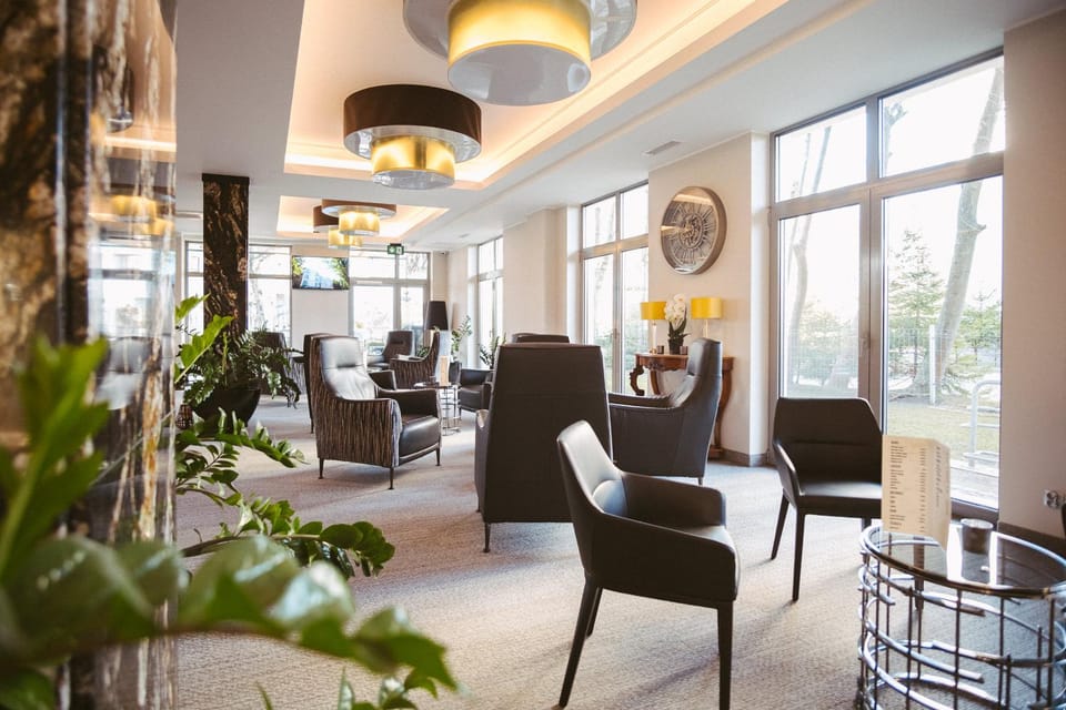 Living room, Lobby or reception, Lounge or bar, Seating area, hair dresser