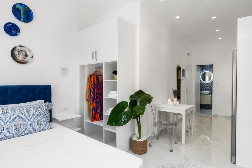 Bed, wardrobe