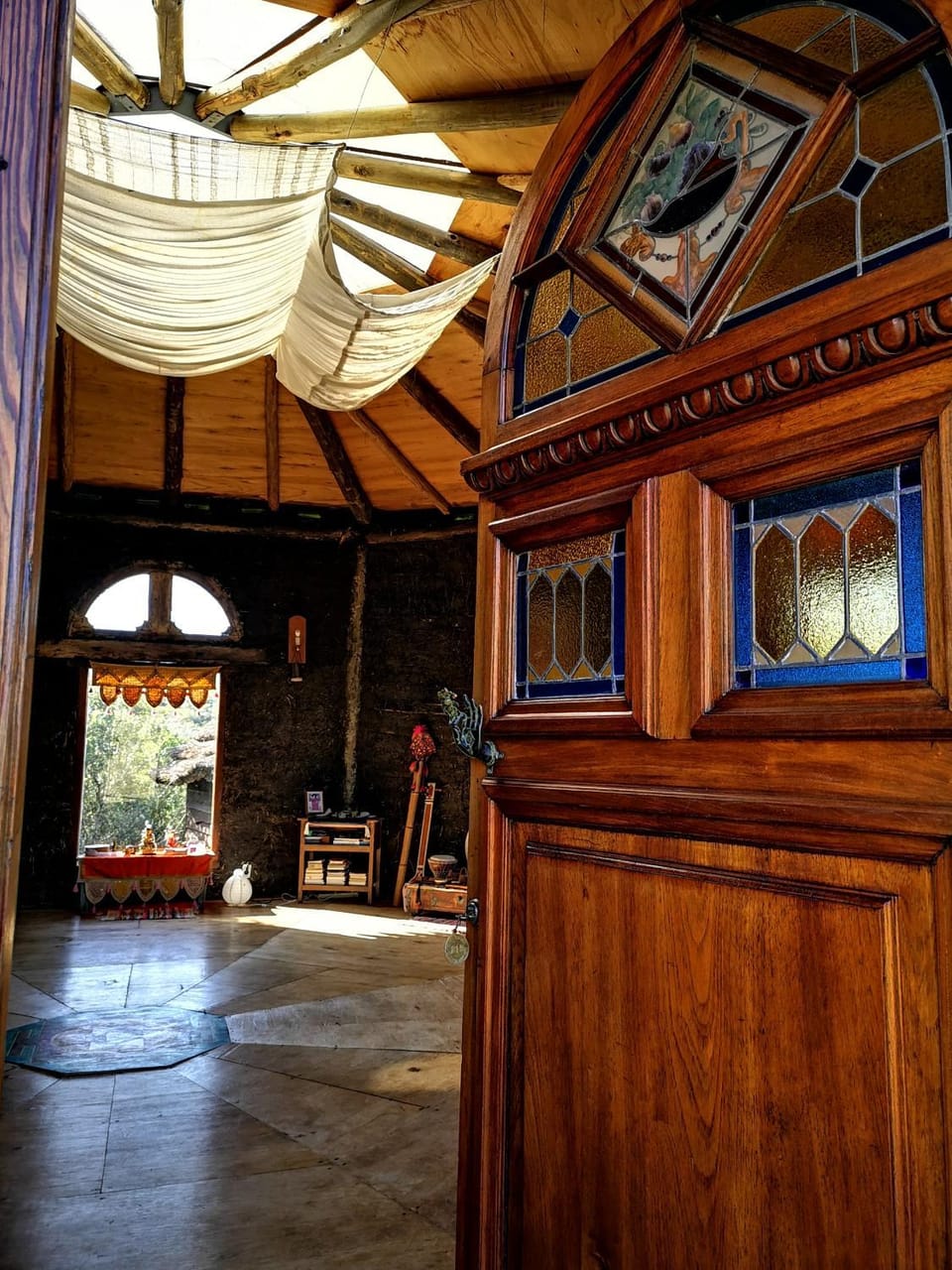 Property building, Staff