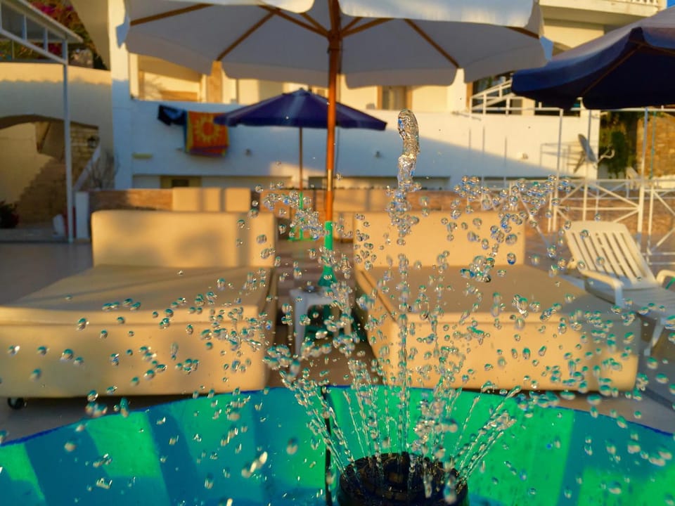 Decorative detail, sunbed