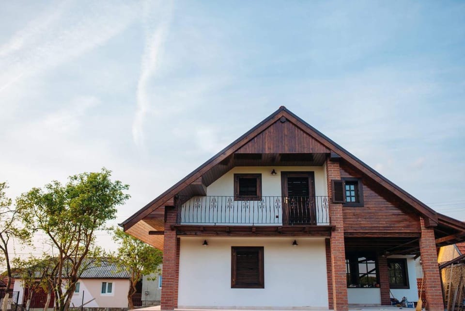 La Saca 42 Bed and Breakfast in Romania