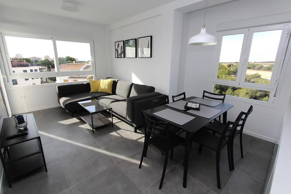 Rozy Campoamor Beach R-4788 Apartment in Dehesa de Campoamor