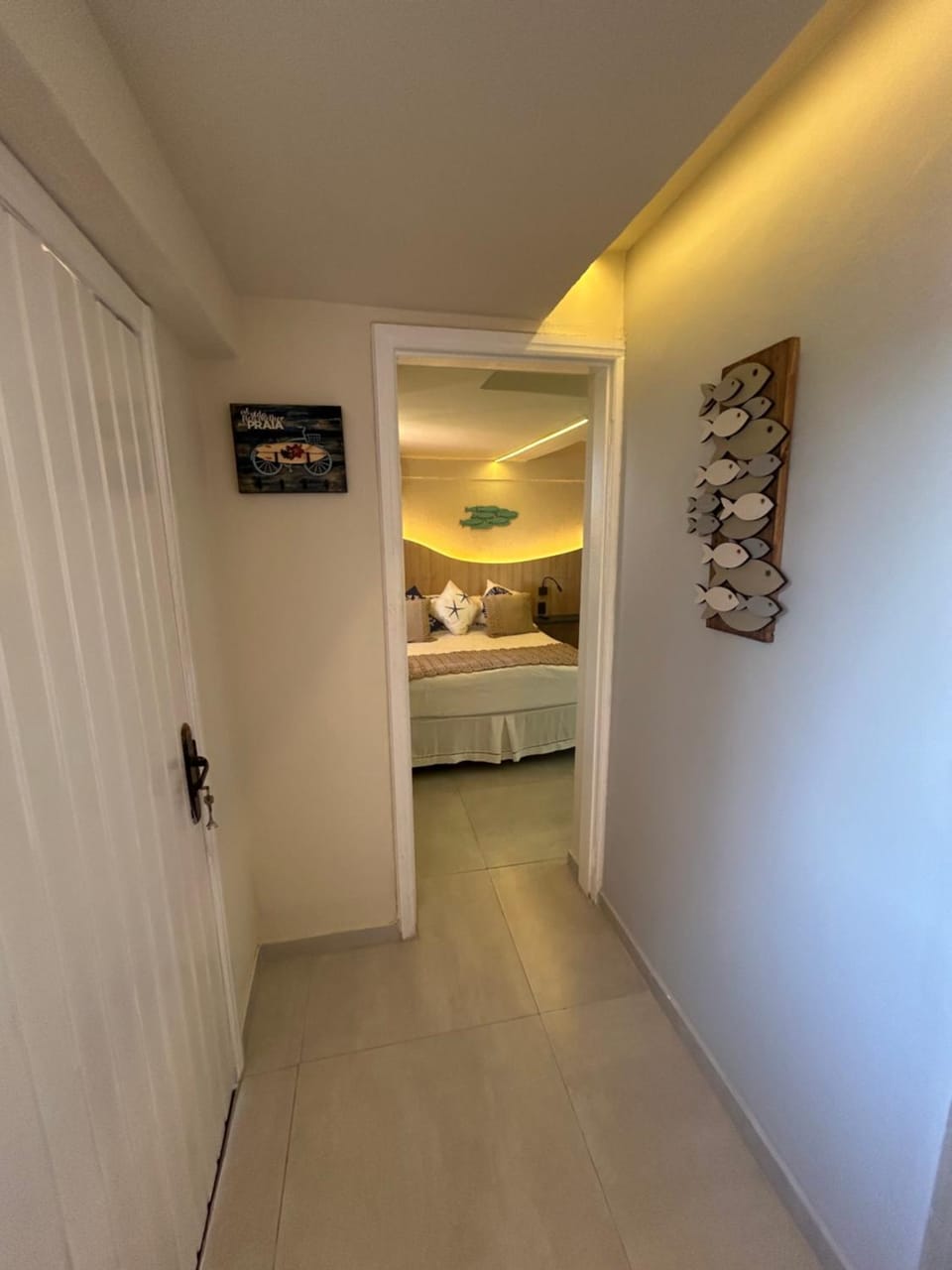 Guesthouse Saint Tropez Inn in Vila Canaa