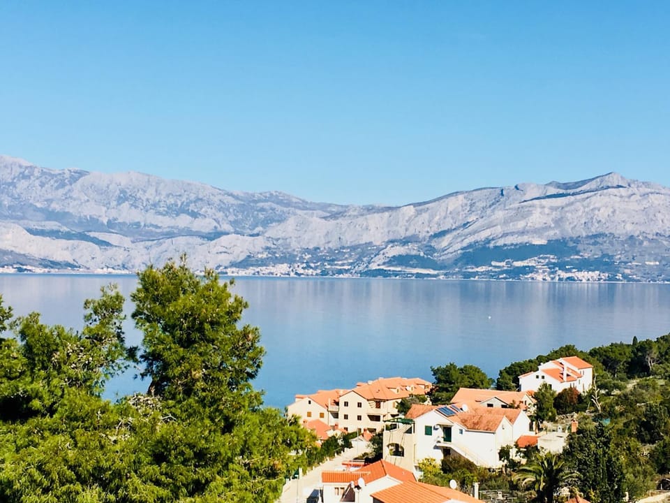 Property building, Off site, Balcony/Terrace, Beach, Windsurfing, Diving