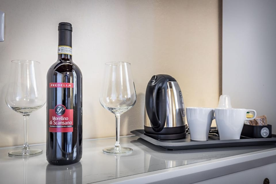 Coffee/tea facilities, Alcoholic drinks