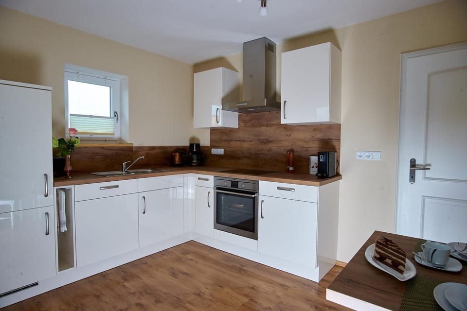 Kitchen or kitchenette, Photo of the whole room