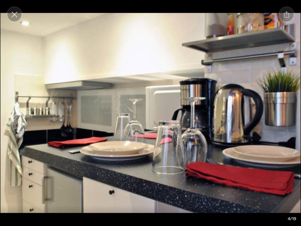 Cosy Marais Paris Apartment in Paris