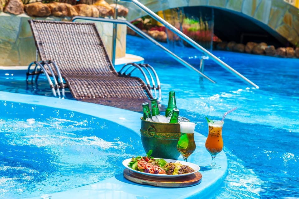 Food and drinks, Aqua park, Food, Swimming pool, Drinks, Alcoholic drinks