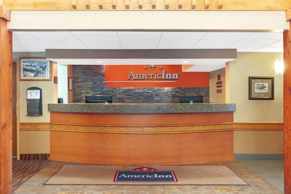 Lobby or reception, On site