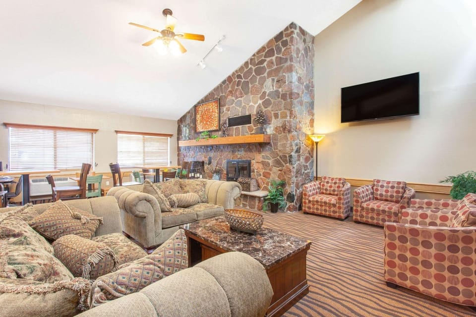 Lobby or reception, On site