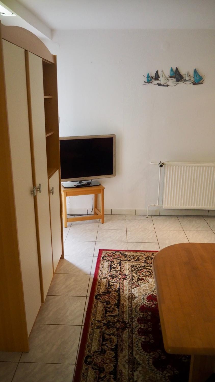 TV and multimedia, Living room, internet