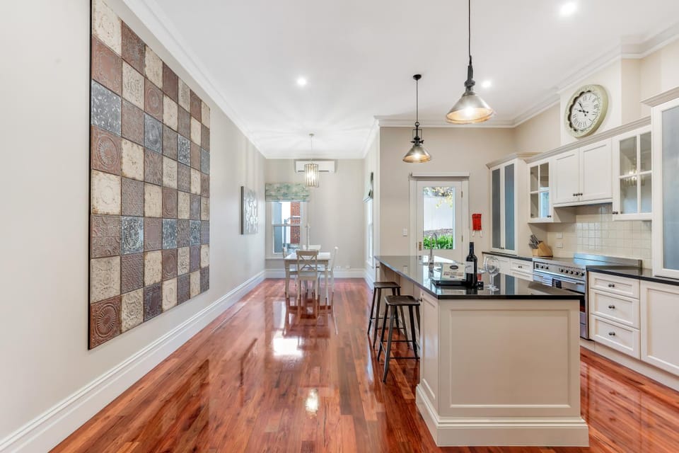 Grandview Accommodation - The Flaxley Apartments Apartment in Mount Barker