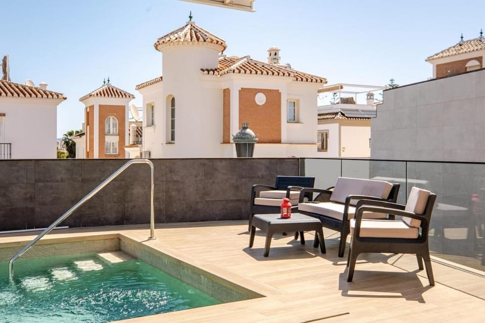 Villa Antonia Mar - Private & Heated Pool - Punta Lara Nerja Villa in Axarquía