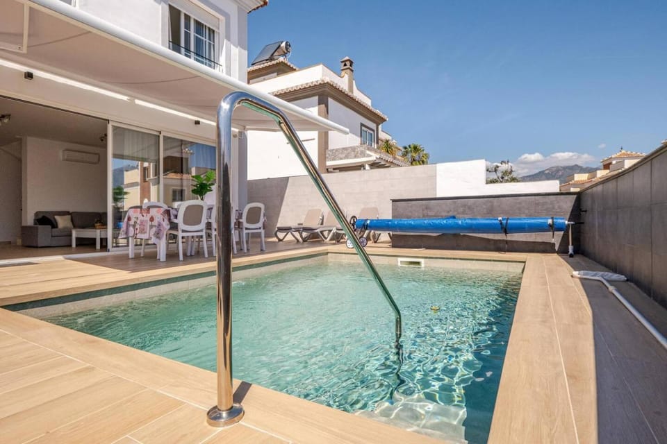 Villa Antonia Mar - Private & Heated Pool - Punta Lara Nerja Villa in Axarquía