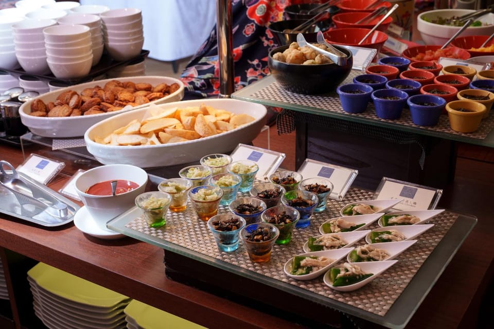 Restaurant/places to eat, Food and drinks, Food, Buffet breakfast