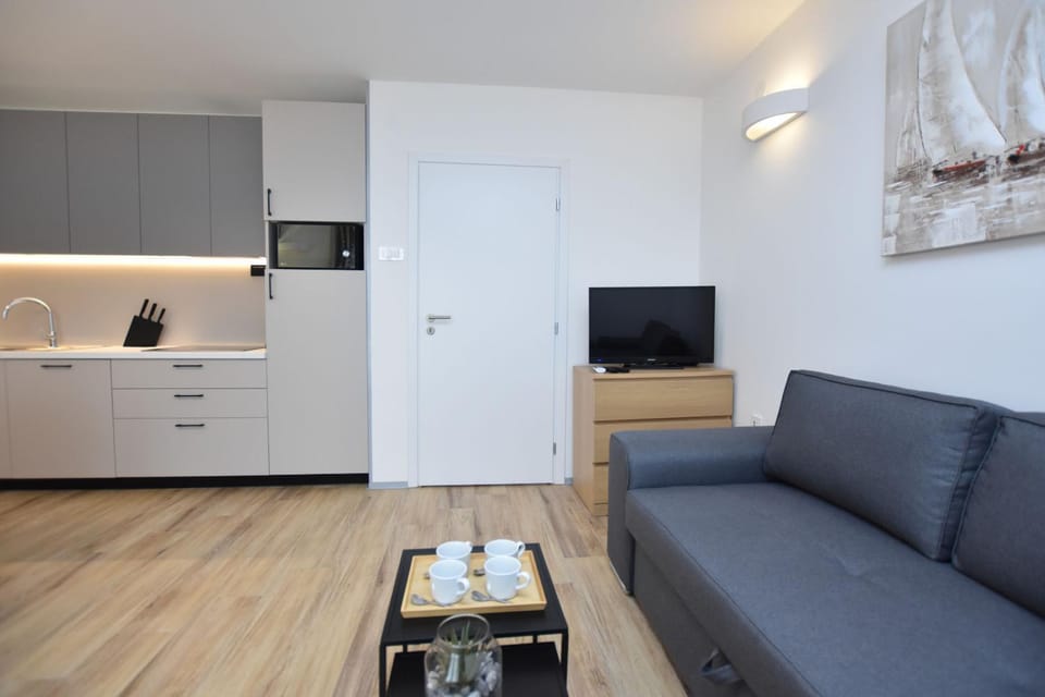 TV and multimedia, Kitchen or kitchenette