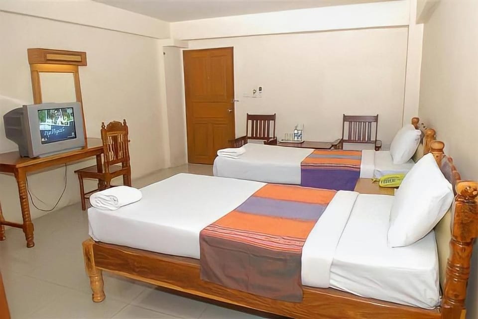 ทรัพย์มุกดา แกรนด์ โฮเทล Submukda Grand Hotel Hotel in Laos