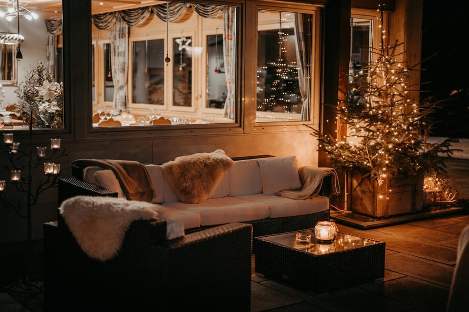 Lounge or bar