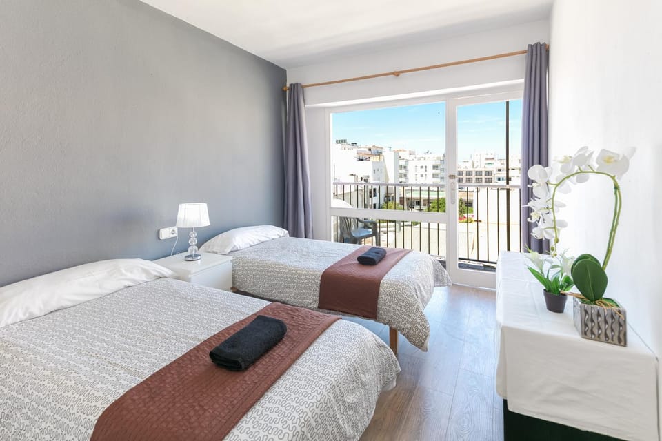 Bed, Balcony/Terrace, Photo of the whole room