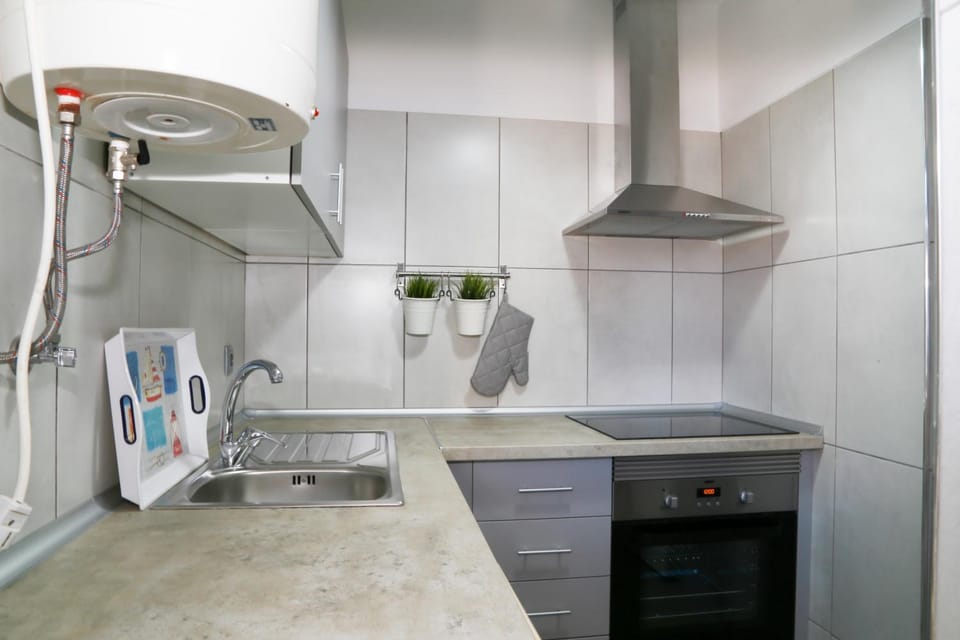 Food close-up, Coffee/tea facilities, Kitchen or kitchenette, Other, Photo of the whole room, Decorative detail, Communal kitchen, Food, Meals