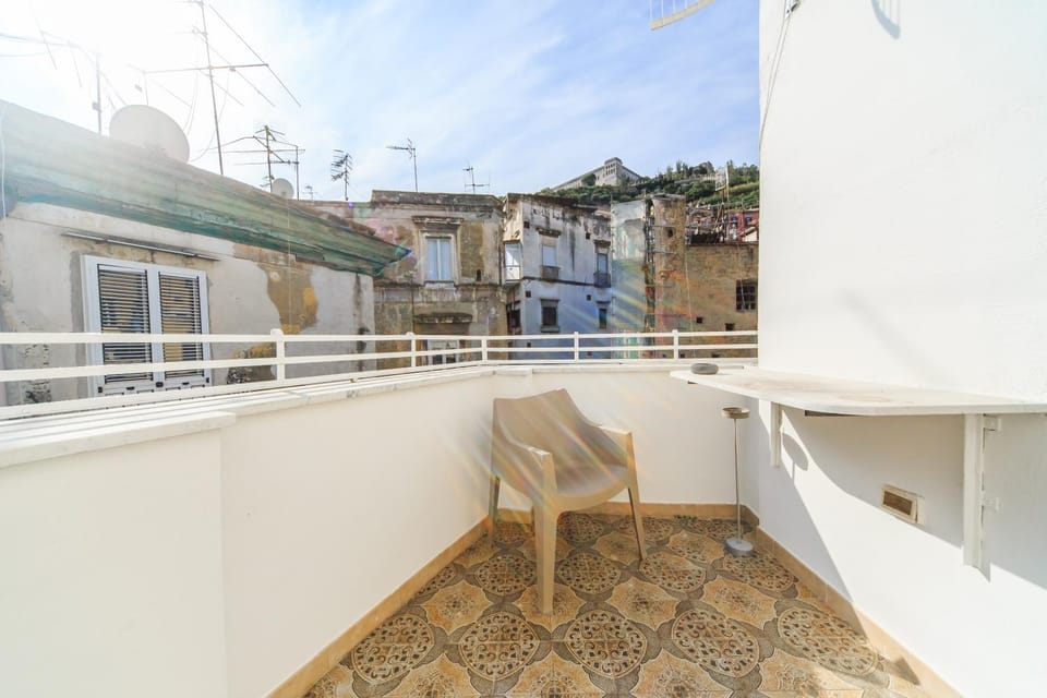 Balcony/Terrace, City view