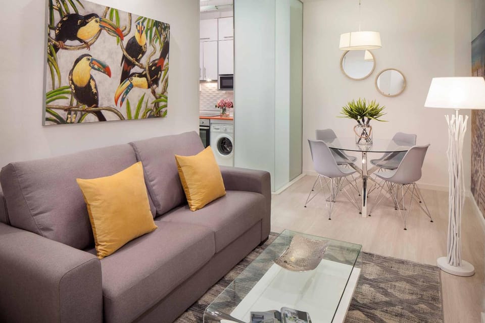 Living room, Dining area